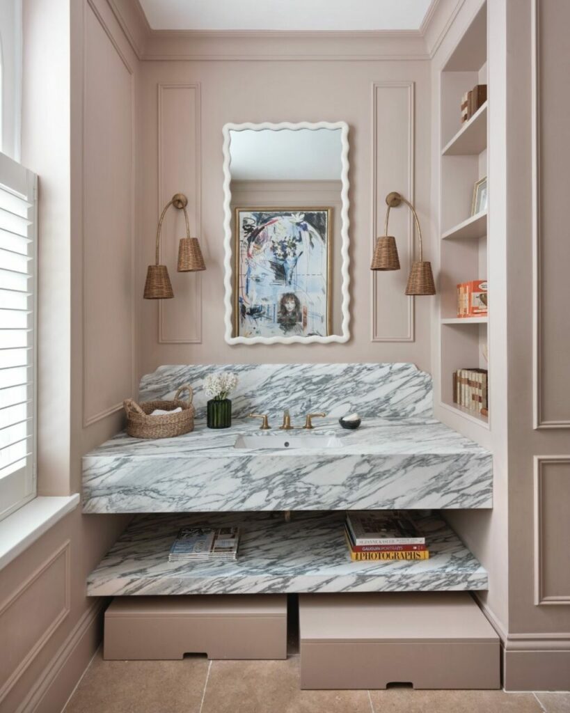 Spazio storage in bagno: 5 idee per creare un ordine impeccabile