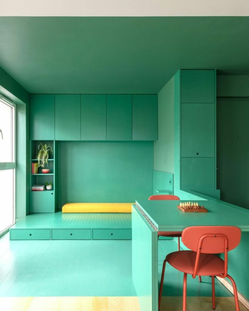 Pavimento colorato: 5 idee per rendere più vibrante ogni ambiente della casa