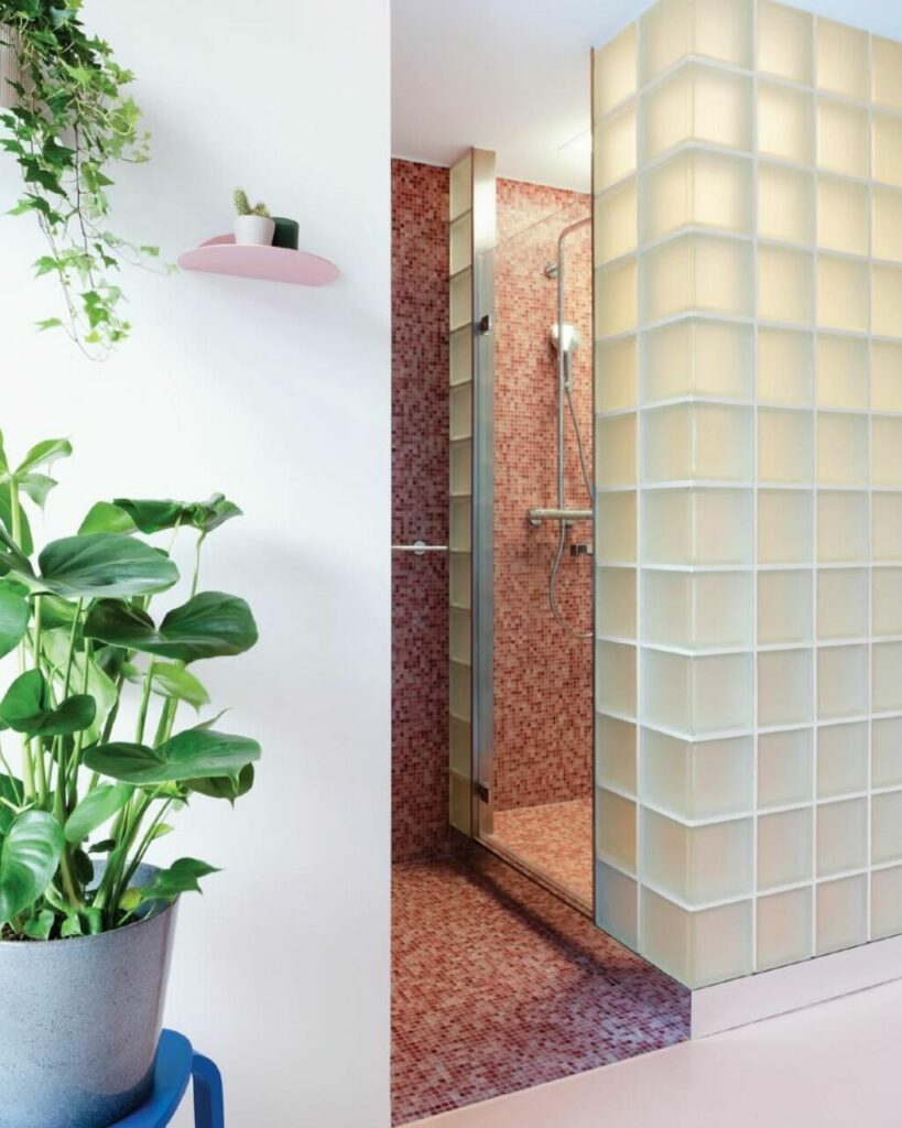 Pavimento colorato: 5 idee per rendere più vibrante ogni ambiente della casa