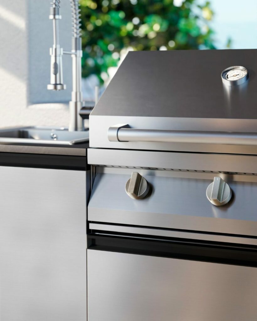 Cucine outdoor e BBQ ultra versatili per una estate che profuma di pranzi all’aperto