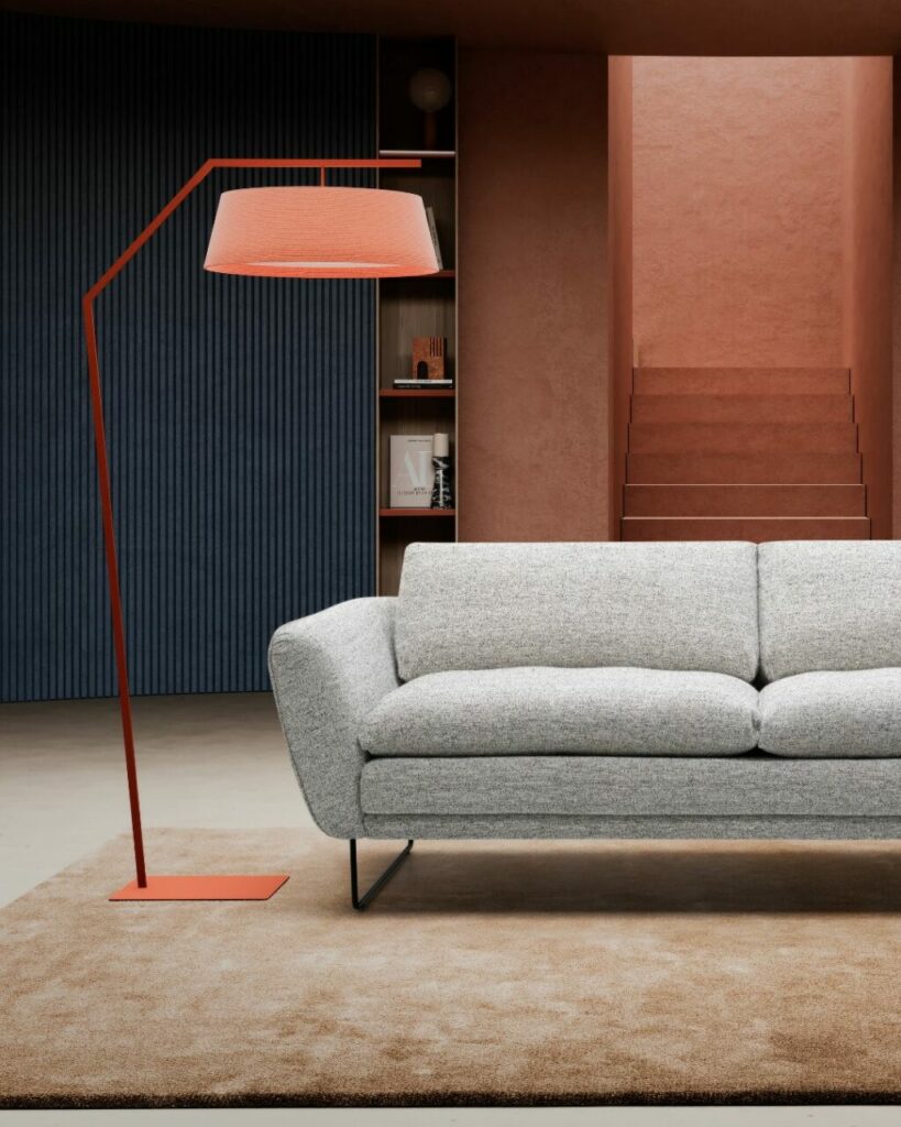 Tutta la forza del divano colorato: oltre 650 varianti tra tinte e texture per creare il proprio stile in libertà