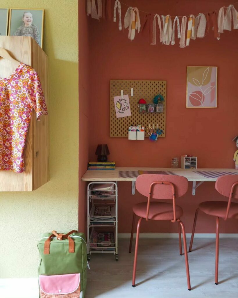 Cromie e texture ridisegnano il nido di una brillante interior designer e della sua grande famiglia