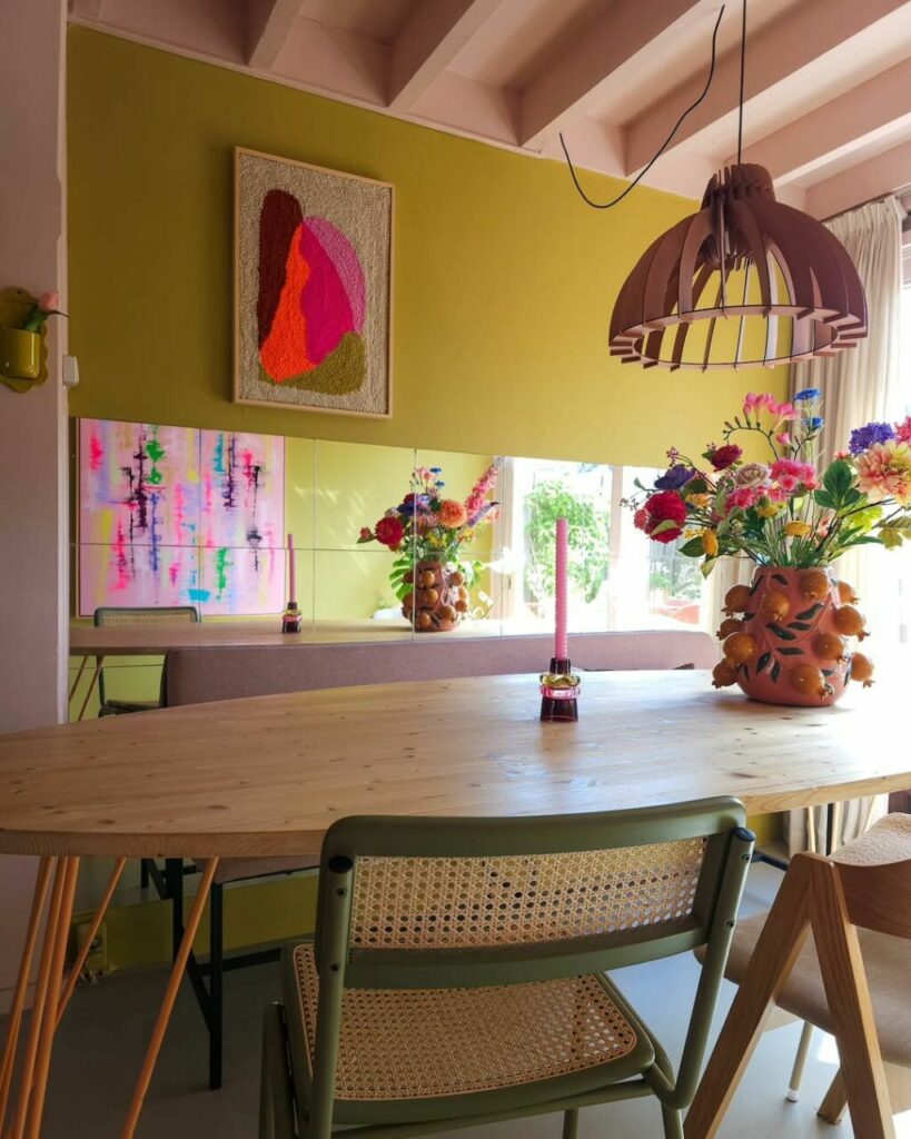 Cromie e texture ridisegnano il nido di una brillante interior designer e della sua grande famiglia