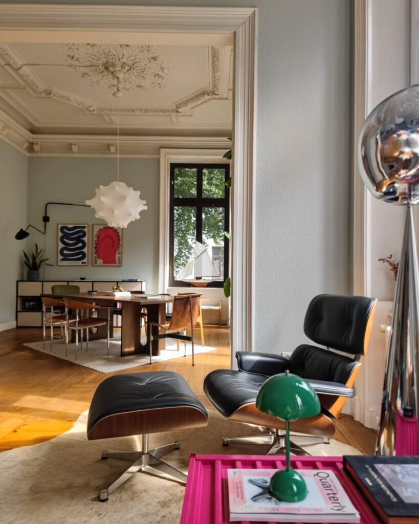 Una fenomenale casa d’epoca, tra pezzi moderni, anni Settanta e Mid-Century