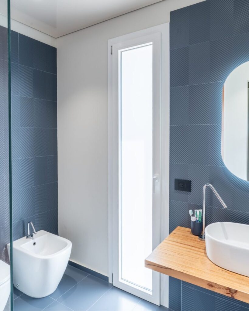 Una casa funzionale e luminosa dal meraviglioso cuore verde