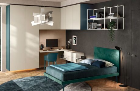 Una camera pensata per una utenza di giovani adulti, in equilibrio tra intimità e funzionalità